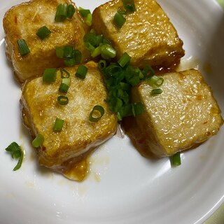 絹ごし豆腐の焼き物ネギ添え